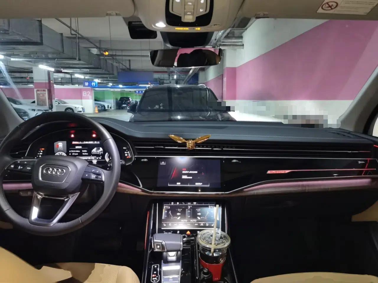 Audi Q7 2023 45 TFSI quattro S line Sport model — миниатюра 9