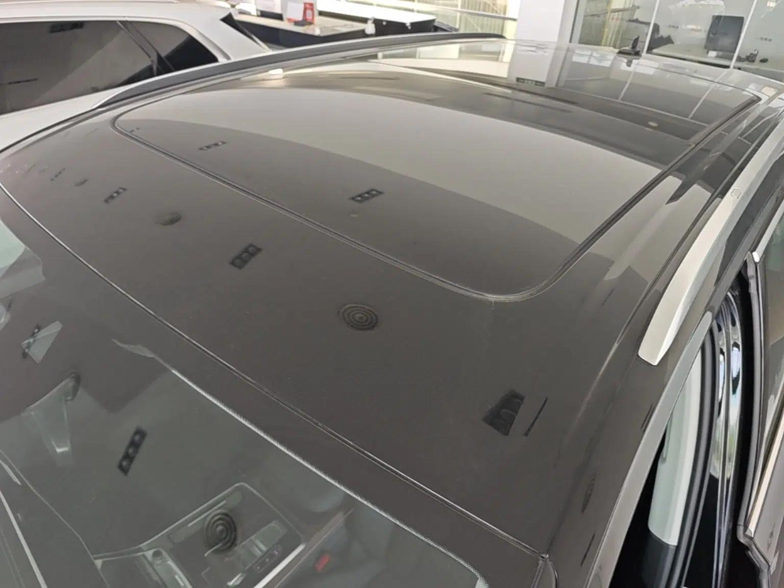 Audi Q7 2024 55 TFSI quattro S line Sport model — миниатюра 7