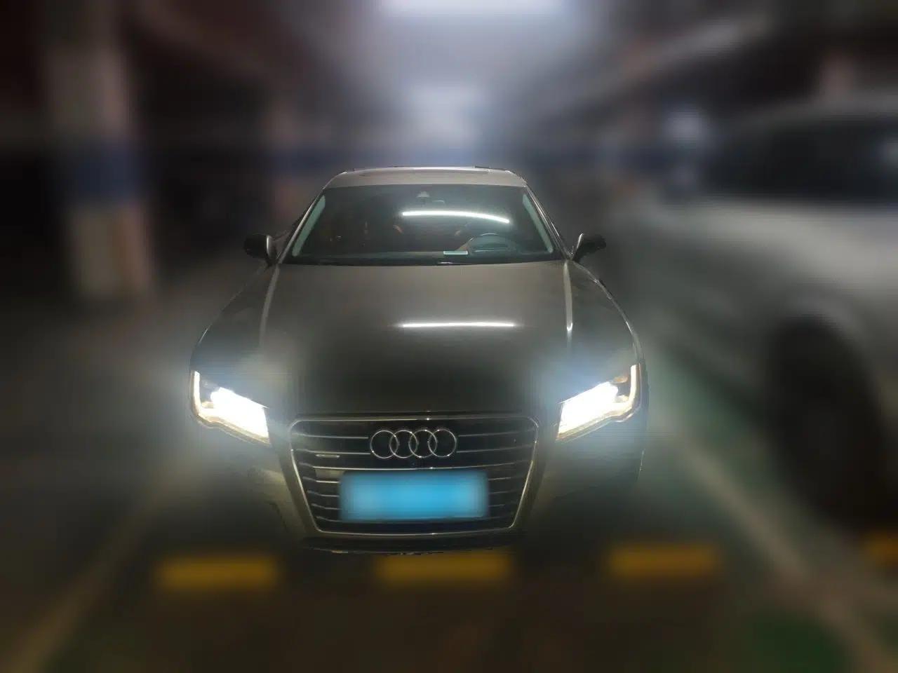 Audi A7 2012 3.0TFSI quattro Comfort Edition — миниатюра 2