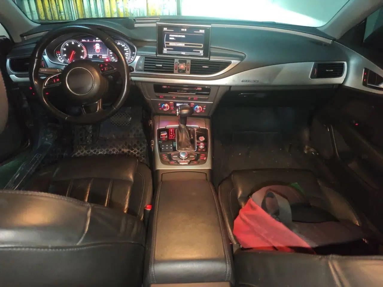 Audi A7 2012 3.0TFSI quattro Comfort Edition — миниатюра 9
