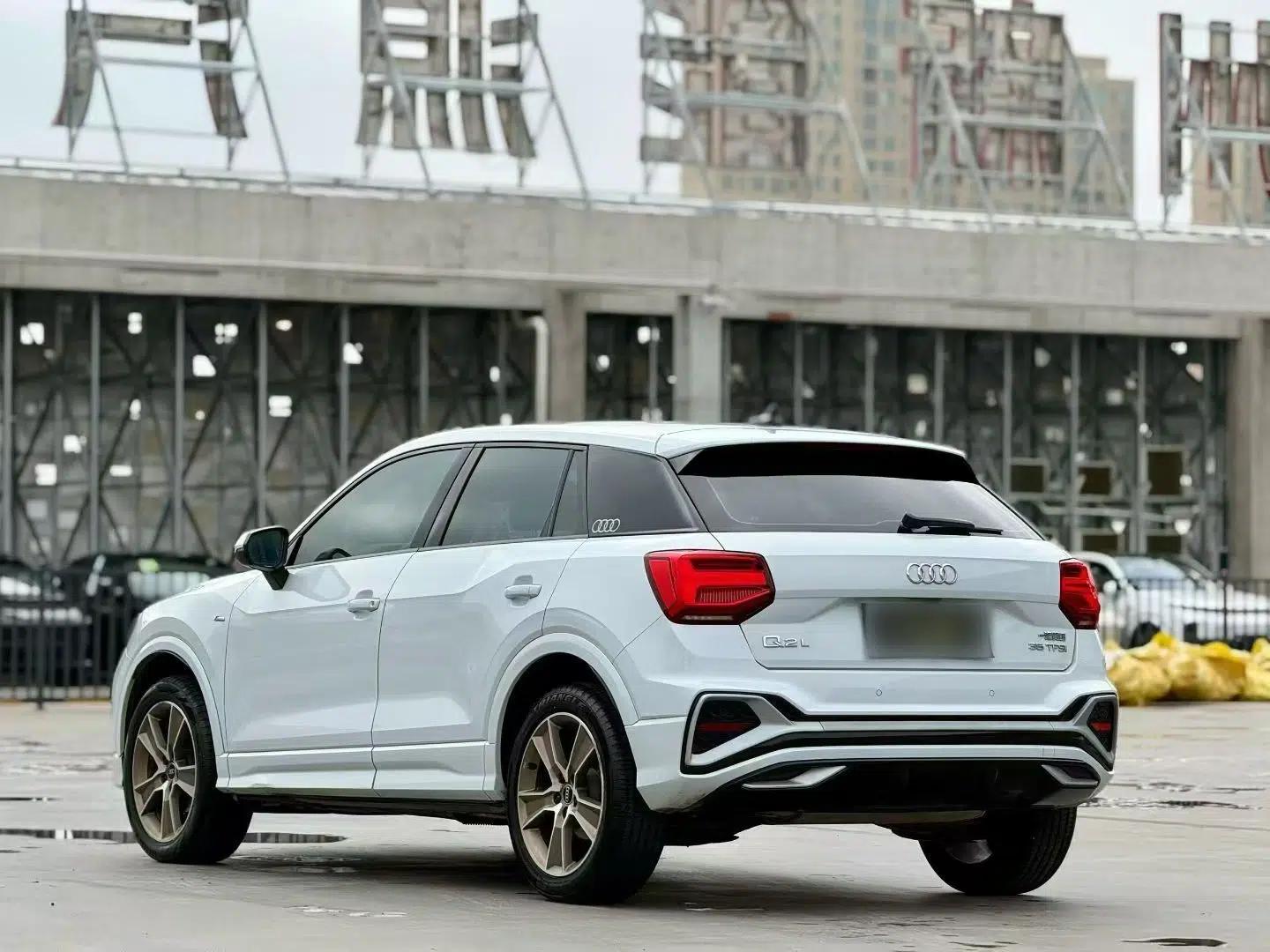 Audi Q2L 2022 35 TFSI Fashion Dynamic Model — миниатюра 4