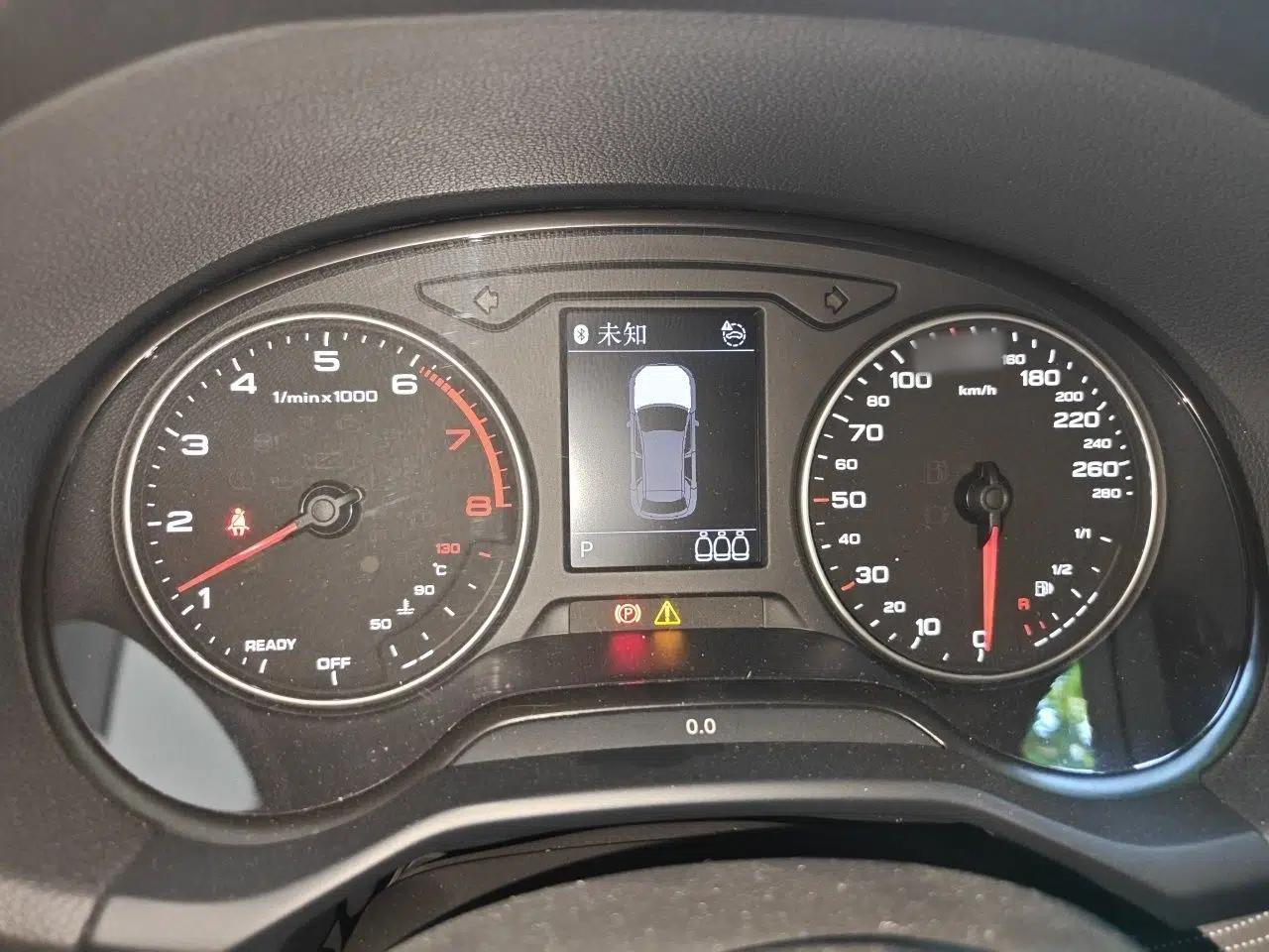Audi Q2L 2022 35 TFSI Fashion Dynamic Model — миниатюра 10