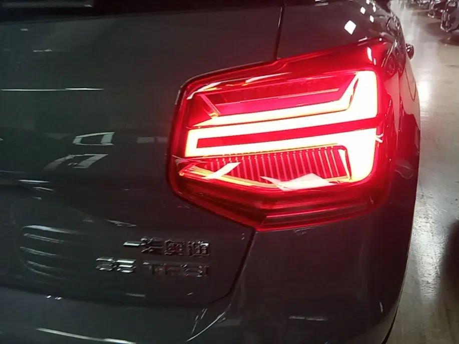 Audi Q2L 2021 35 TFSI Fashion Dynamic Model — миниатюра 9
