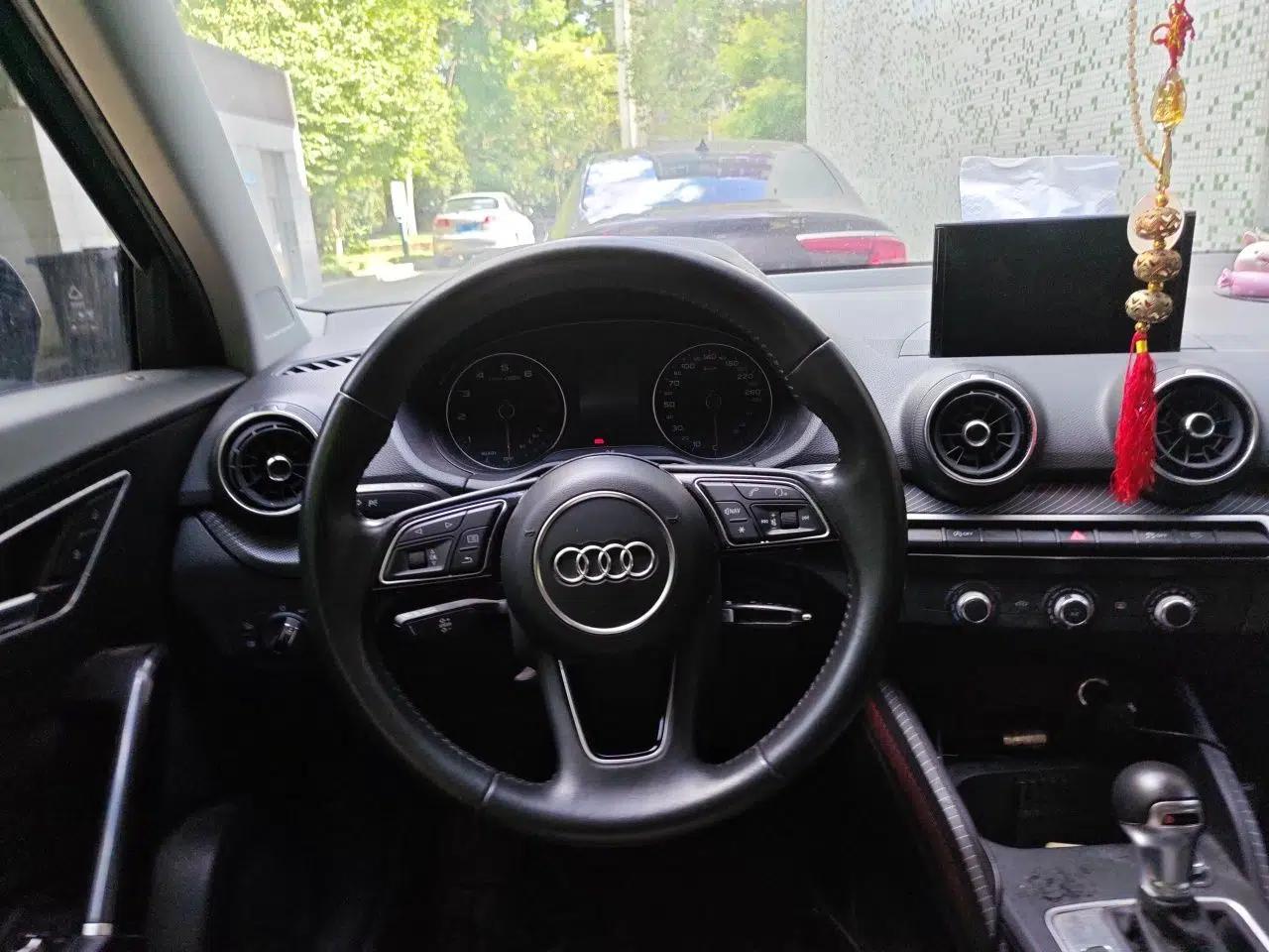 Audi Q2L 2018 35 TFSI Launch Exclusive Edition China VI — миниатюра 10