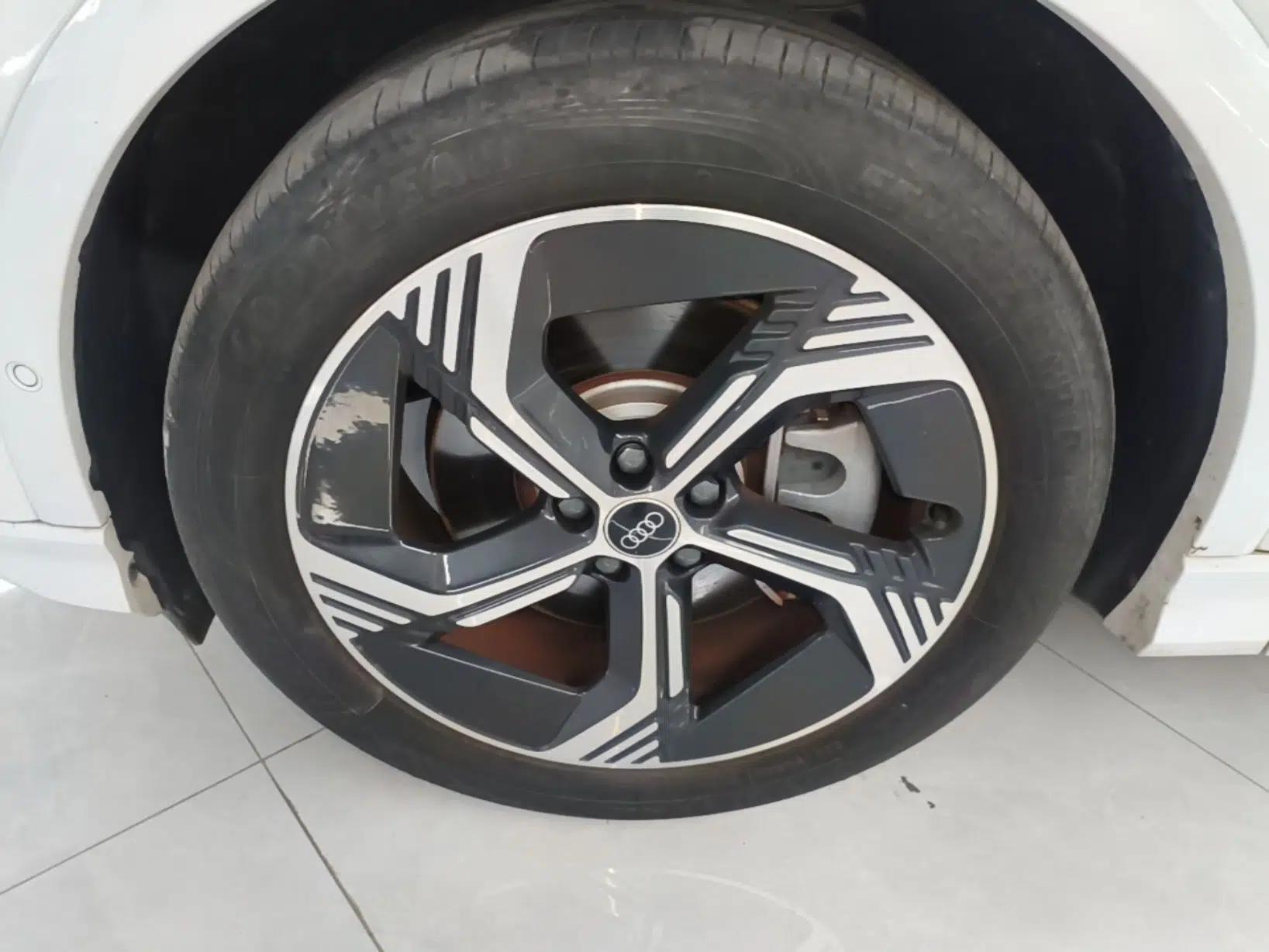Audi Q4 e-tron 2023 40 e-tron Boundary Edition — миниатюра 10