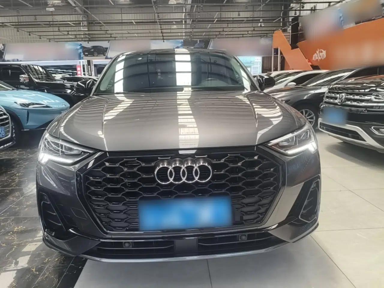 Audi Q3 Sportback 2022 40 TFSI Fashion Model — миниатюра 2