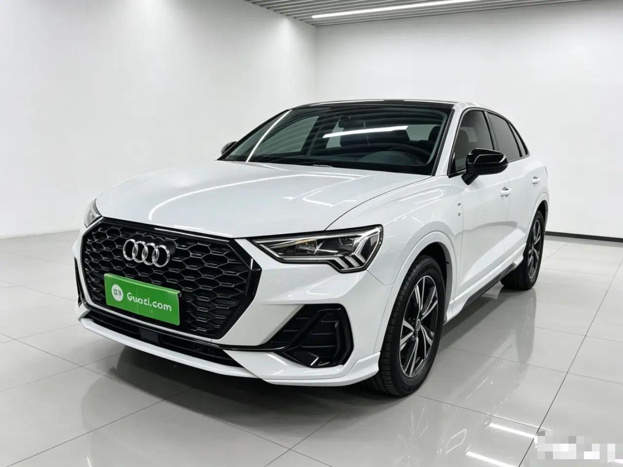 Audi Q3 Sportback 2022 40 TFSI Fashion Model — миниатюра 1