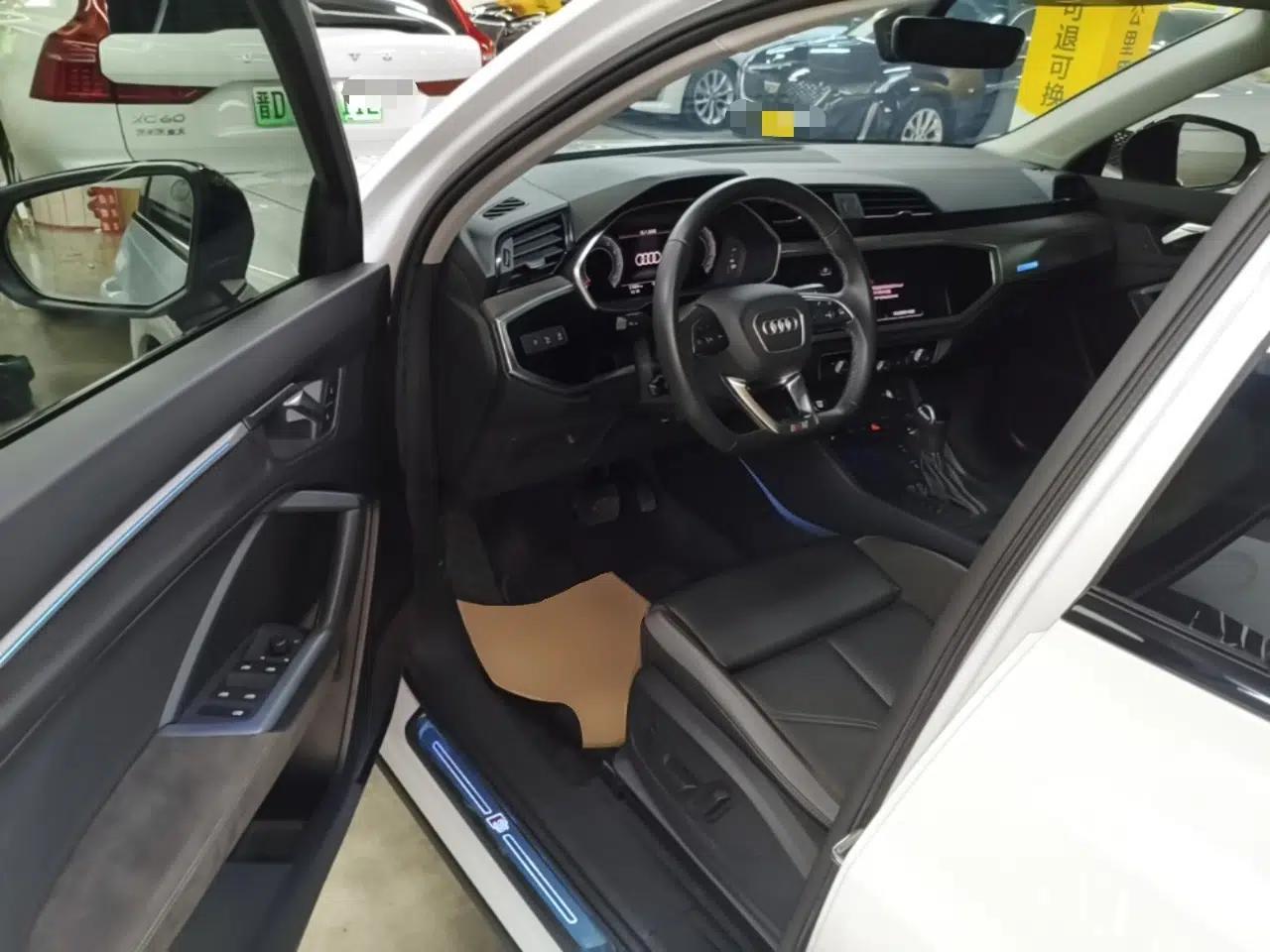 Audi Q3 Sportback 2022 40 TFSI Fashion Model — миниатюра 23