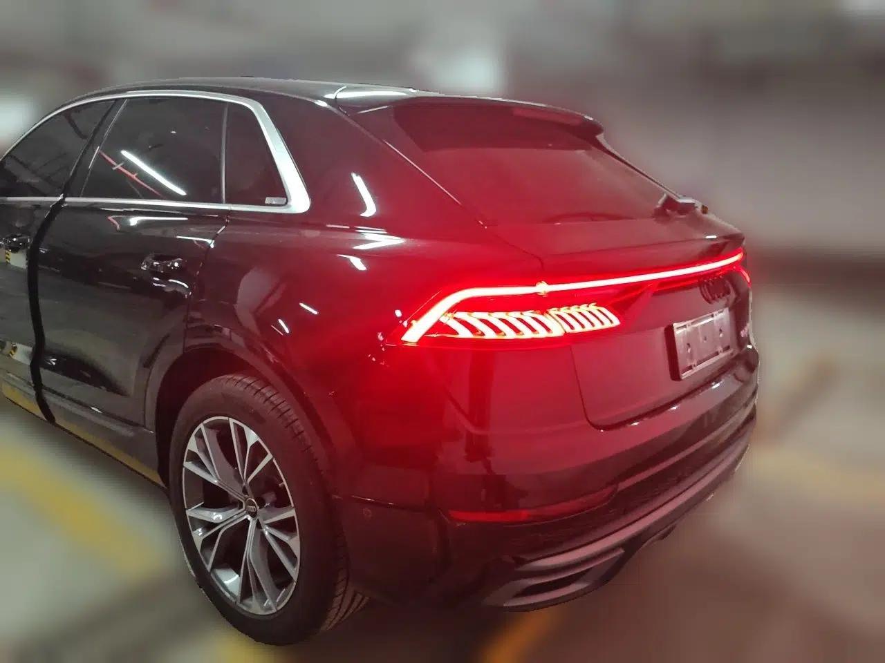 Audi Q8 2023 55 TFSI Luxury Dynamic Edition — миниатюра 4