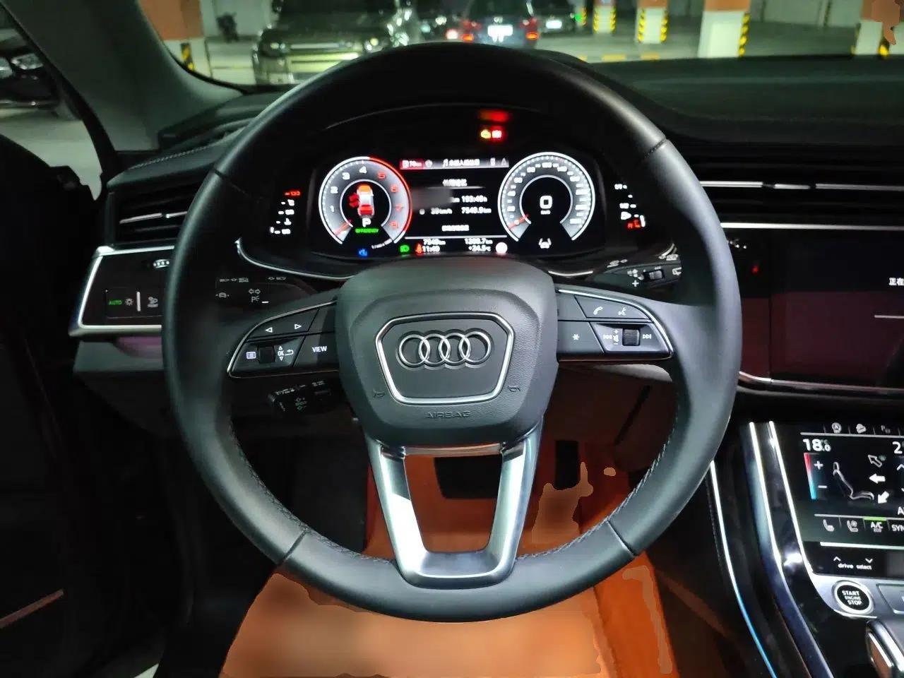 Audi Q8 2023 55 TFSI Luxury Dynamic Edition — миниатюра 10
