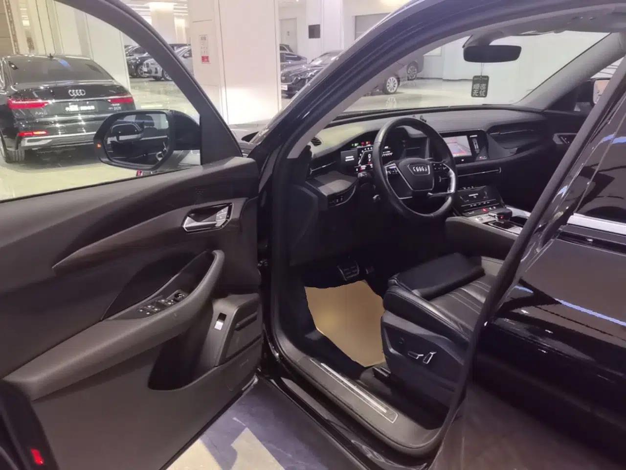 Audi Q6 2024 40 TFSI quattro Guanyun Edition Yulin Package 7 Seats — миниатюра 23