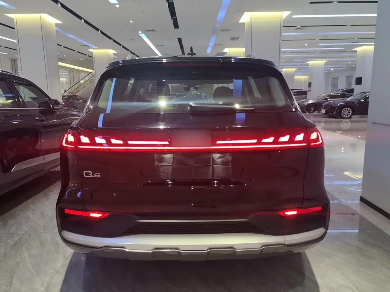 Audi Q6 2024 40 TFSI quattro Guanyun Edition Yulin Package 7 Seats — миниатюра 5