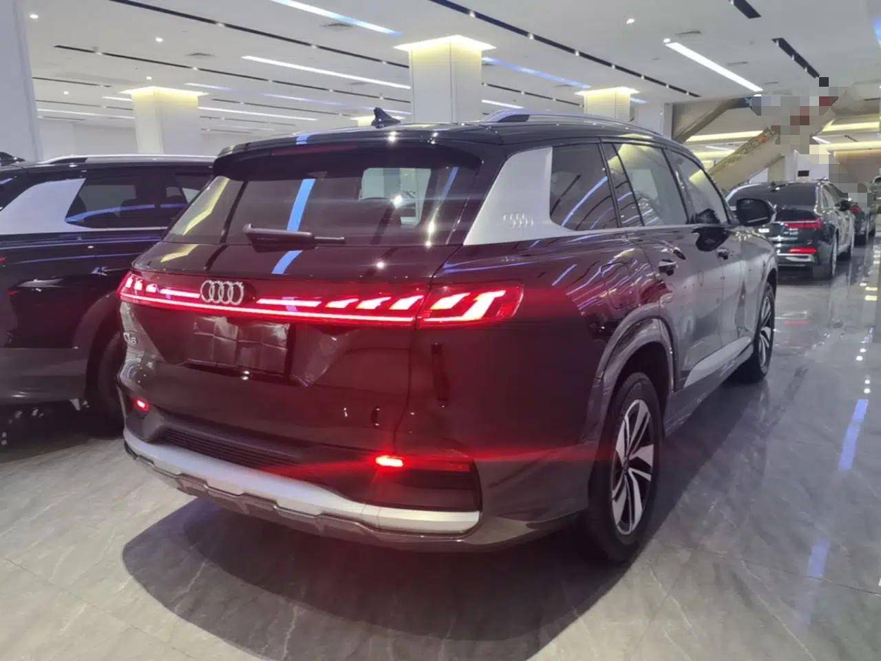 Audi Q6 2024 40 TFSI quattro Guanyun Edition Yulin Package 7 Seats — миниатюра 6