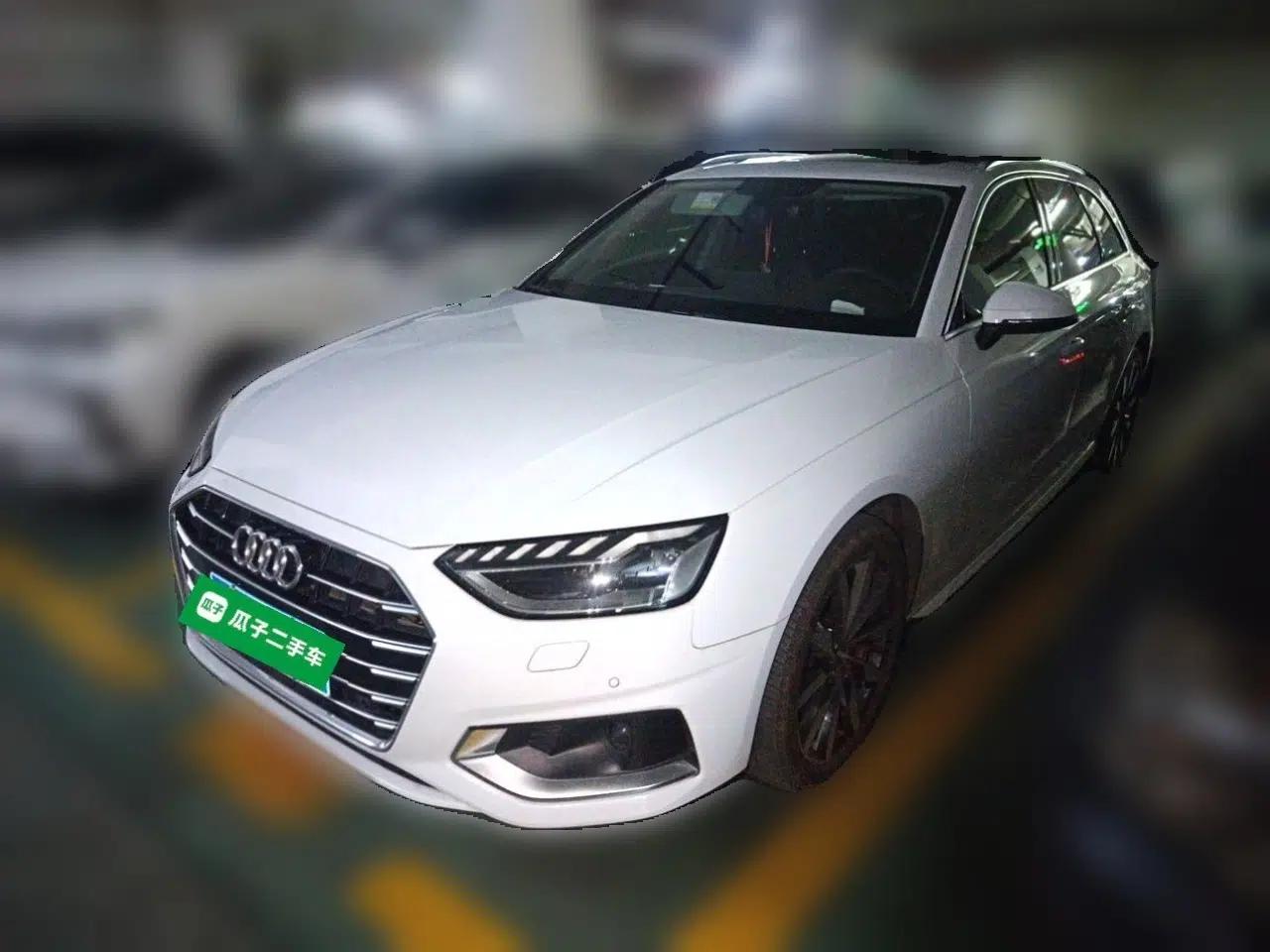 Audi A4 2021 Avant Avant-garde 40 TFSI Stylish and Elegant Model — миниатюра 1