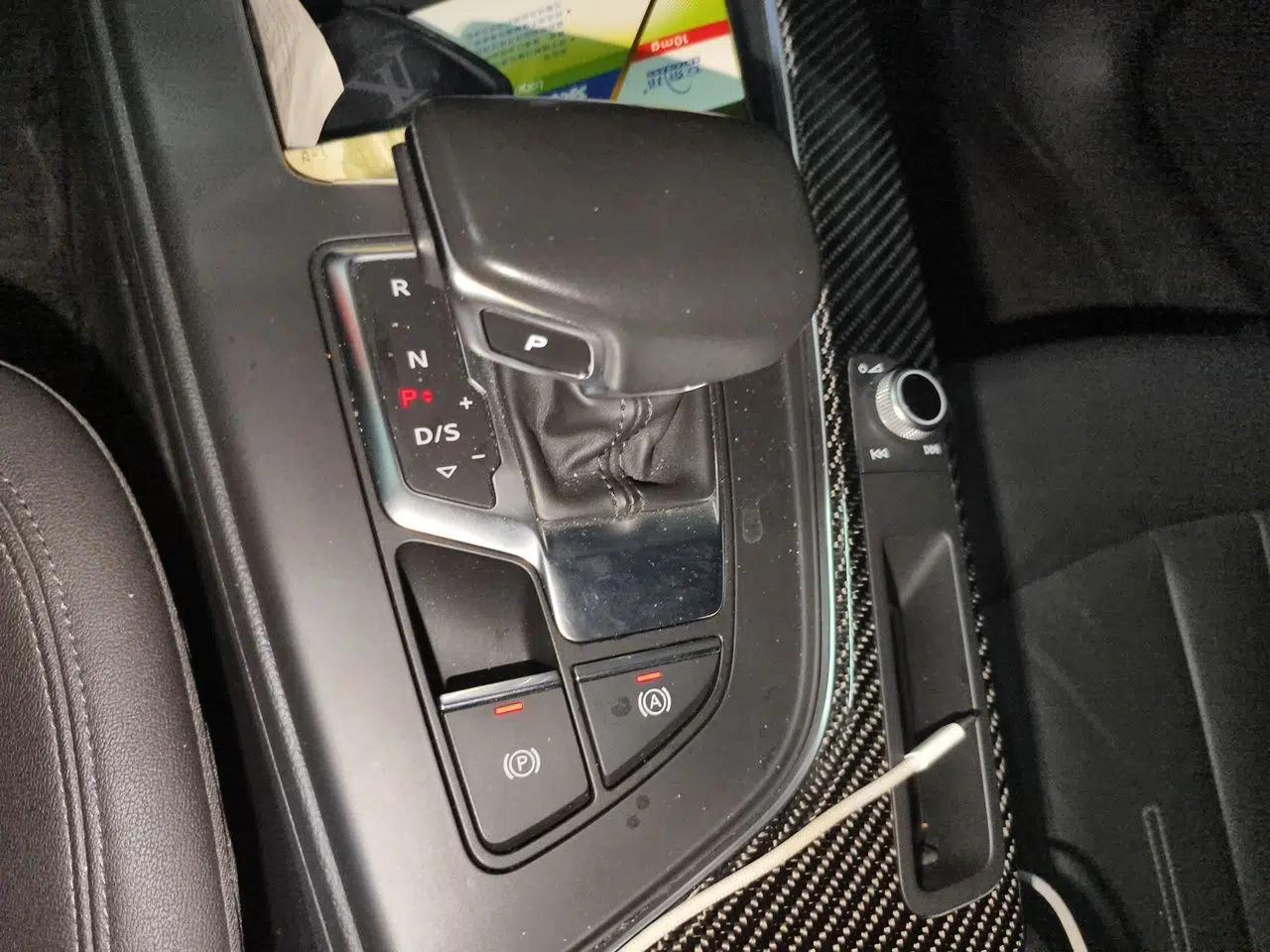 Audi A4 2021 Avant 40 TFSI Pioneer Star Edition — миниатюра 14