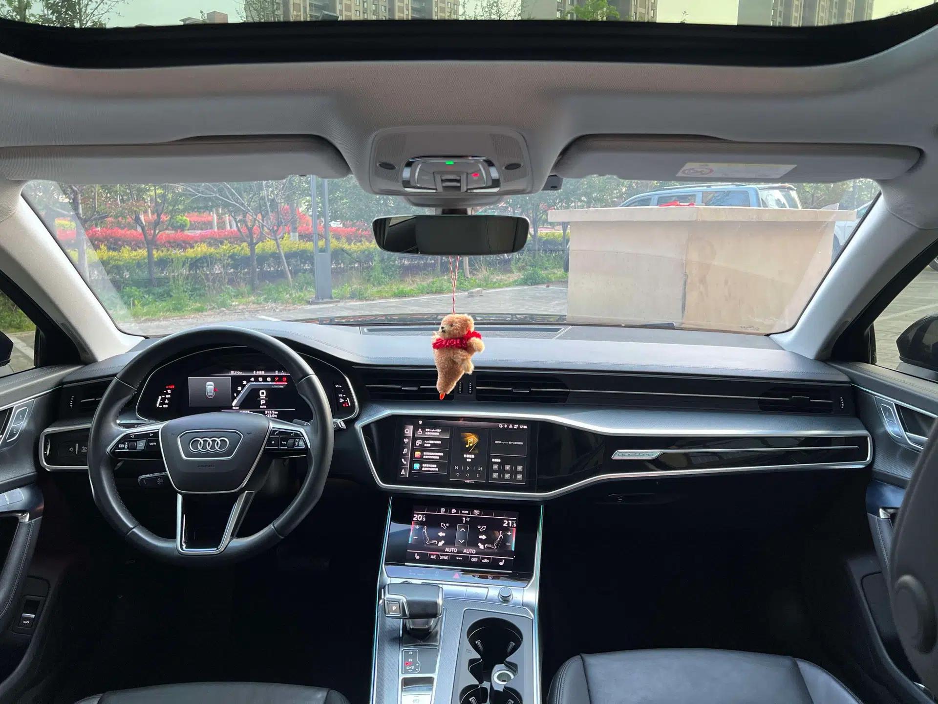 Audi A6 2022 allroad quattro Explorer 55 TFSI Prestige Off-Road Model — миниатюра 40