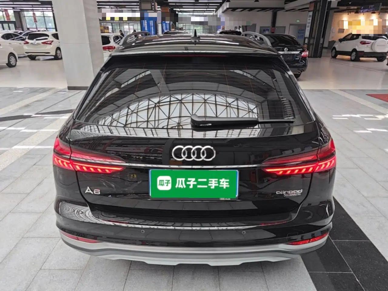 Audi A6 2022 allroad quattro Explorer 55 TFSI Prestige Off-Road Model — миниатюра 5