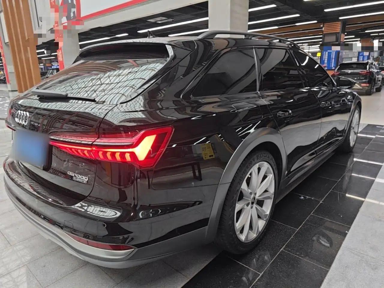 Audi A6 2022 allroad quattro Explorer 55 TFSI Prestige Off-Road Model — миниатюра 6
