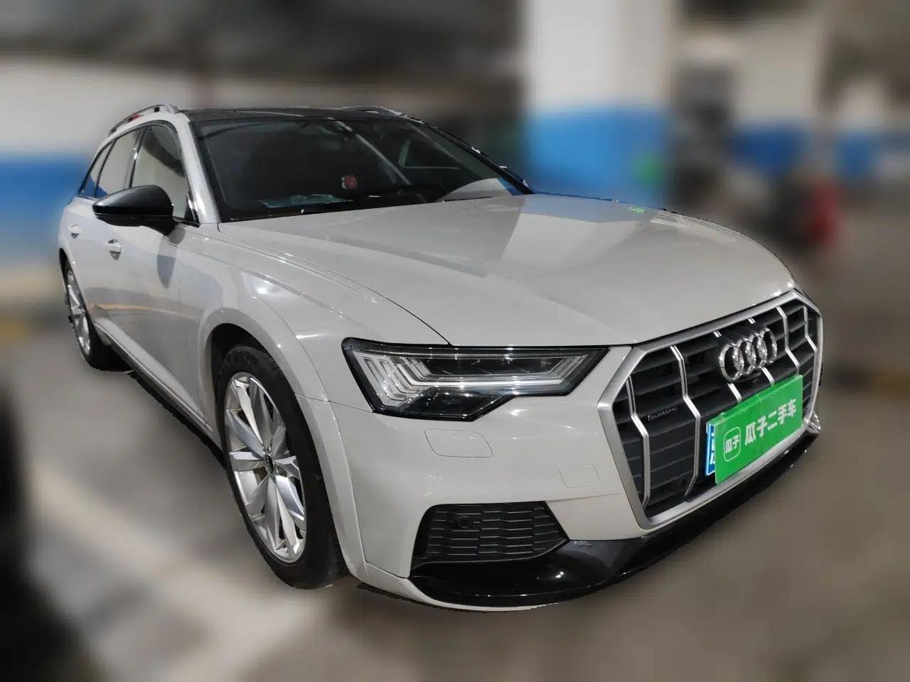 Audi A6 2022 allroad quattro Explorer 55 TFSI Prestige Off-Road Model — миниатюра 3
