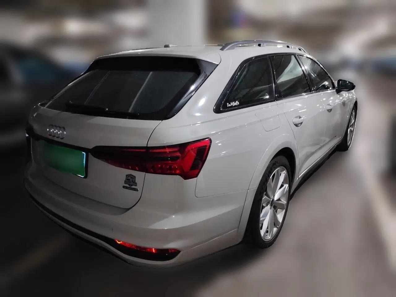 Audi A6 2022 allroad quattro Explorer 55 TFSI Prestige Off-Road Model — миниатюра 6
