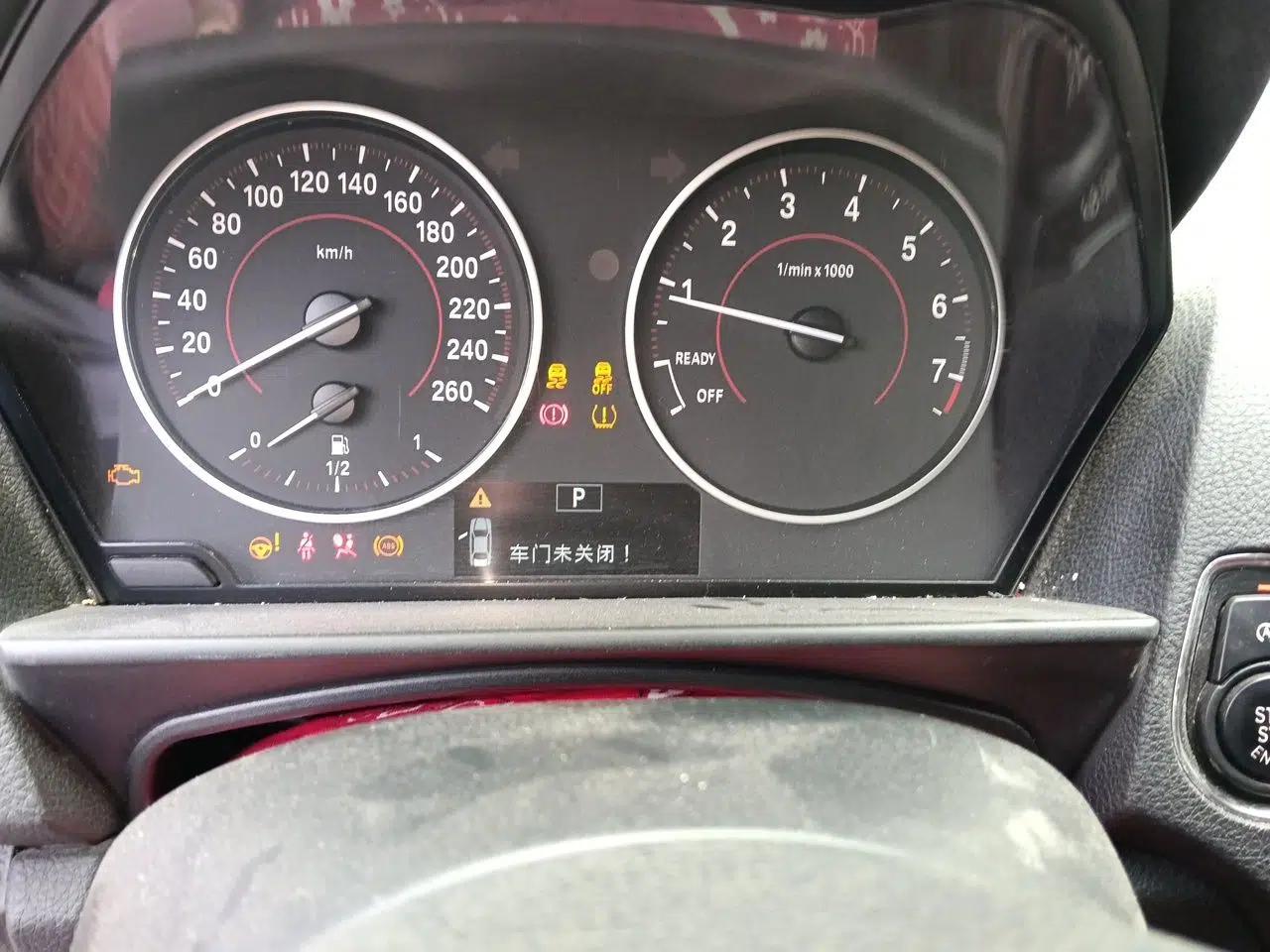 BMW 1 Series 2012 118i Sport Edition — миниатюра 11