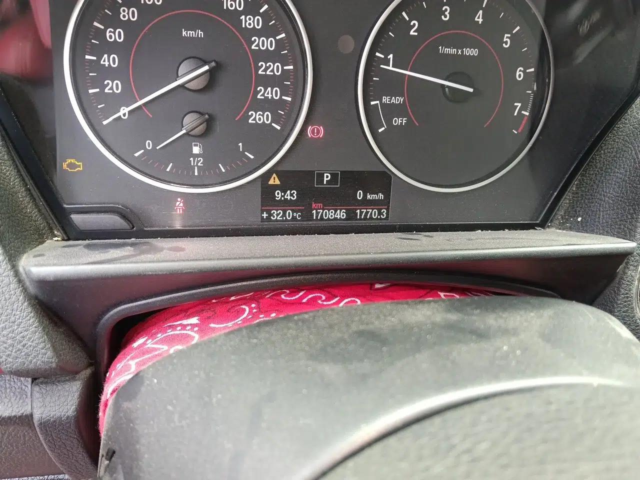BMW 1 Series 2012 118i Sport Edition — миниатюра 12