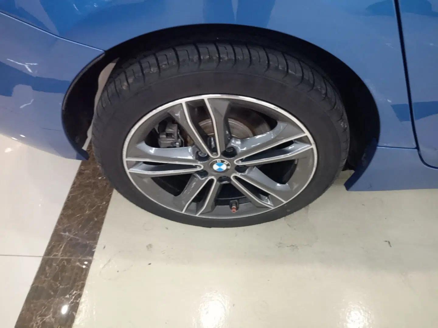 BMW 1 Series 2017 118i Sport Edition — миниатюра 11