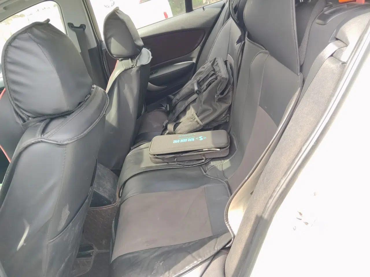 BMW 1 Series 2008 120i automatic transmission — миниатюра 17