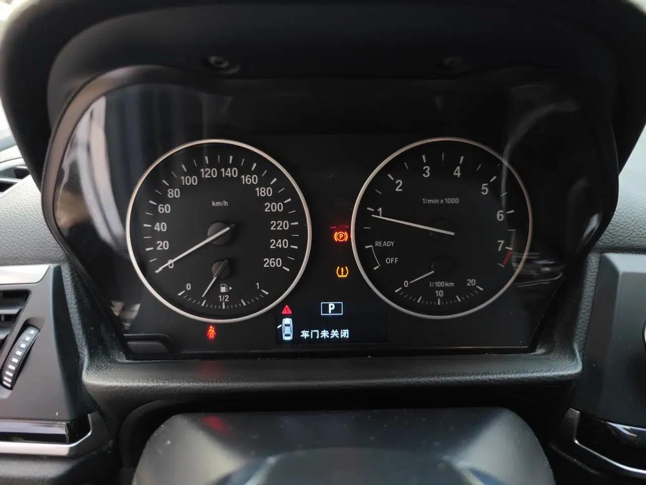 BMW 1 Series 2017 118i Sport Edition — миниатюра 11