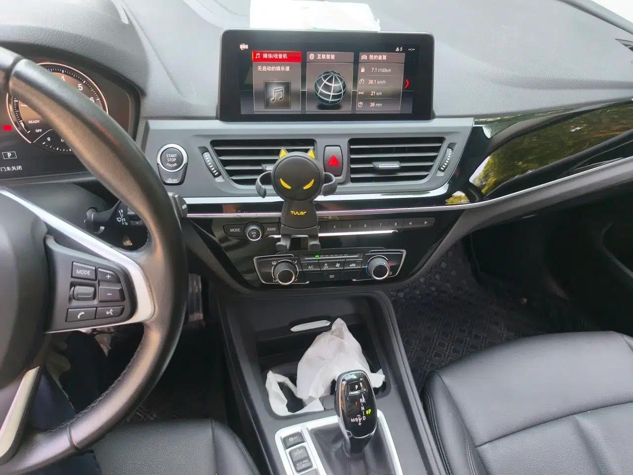BMW 1 Series 2020 120i Fashion Model — миниатюра 13