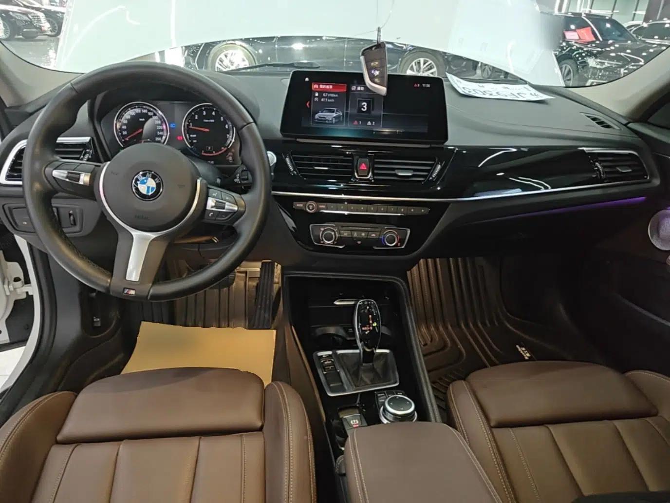 BMW 1 Series 2021 Restyled 125i M Sport Night Edition — миниатюра 12