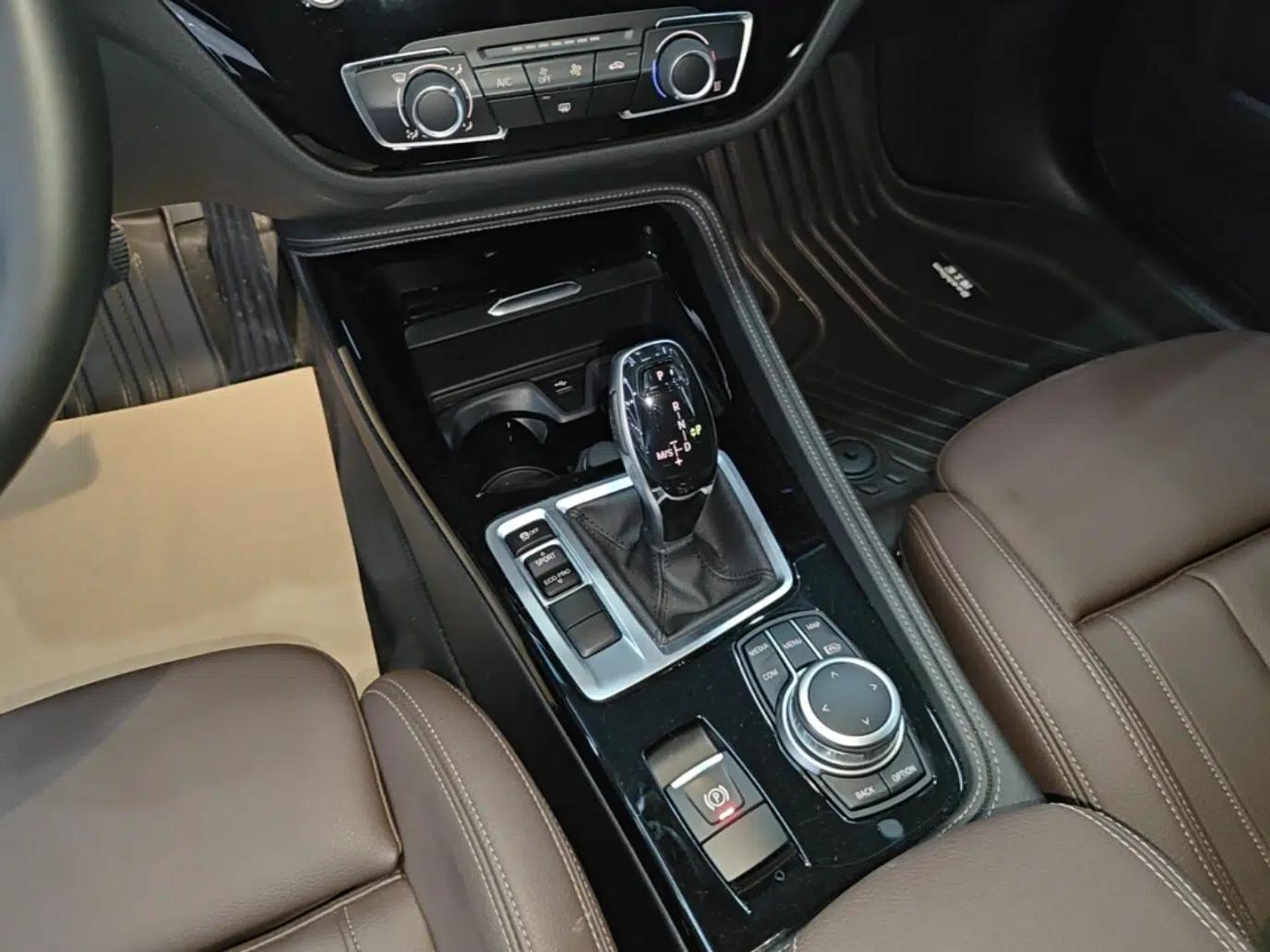 BMW 1 Series 2021 Restyled 125i M Sport Night Edition — миниатюра 16