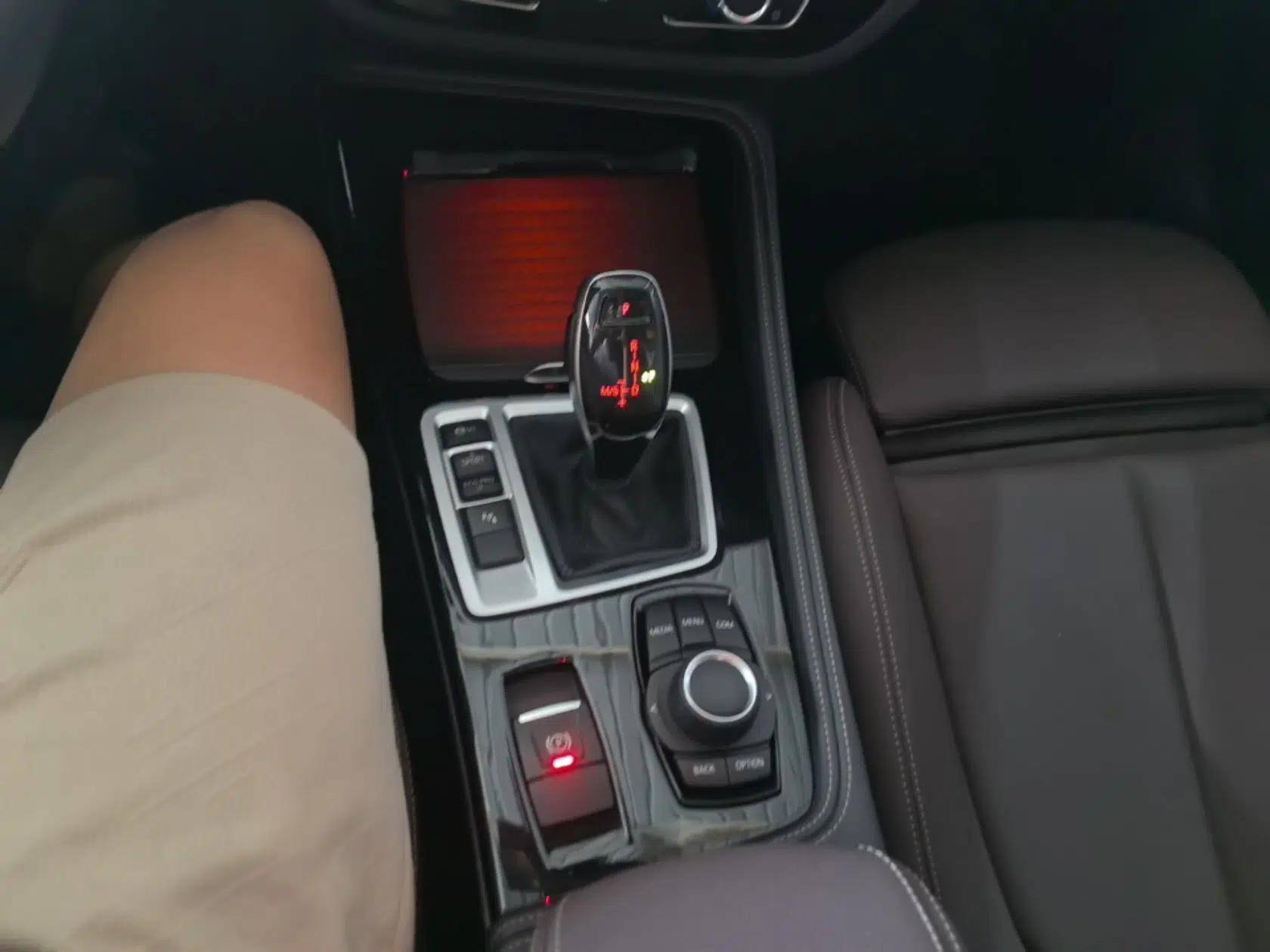 BMW 1 Series 2020 120i M Sport Package — миниатюра 21