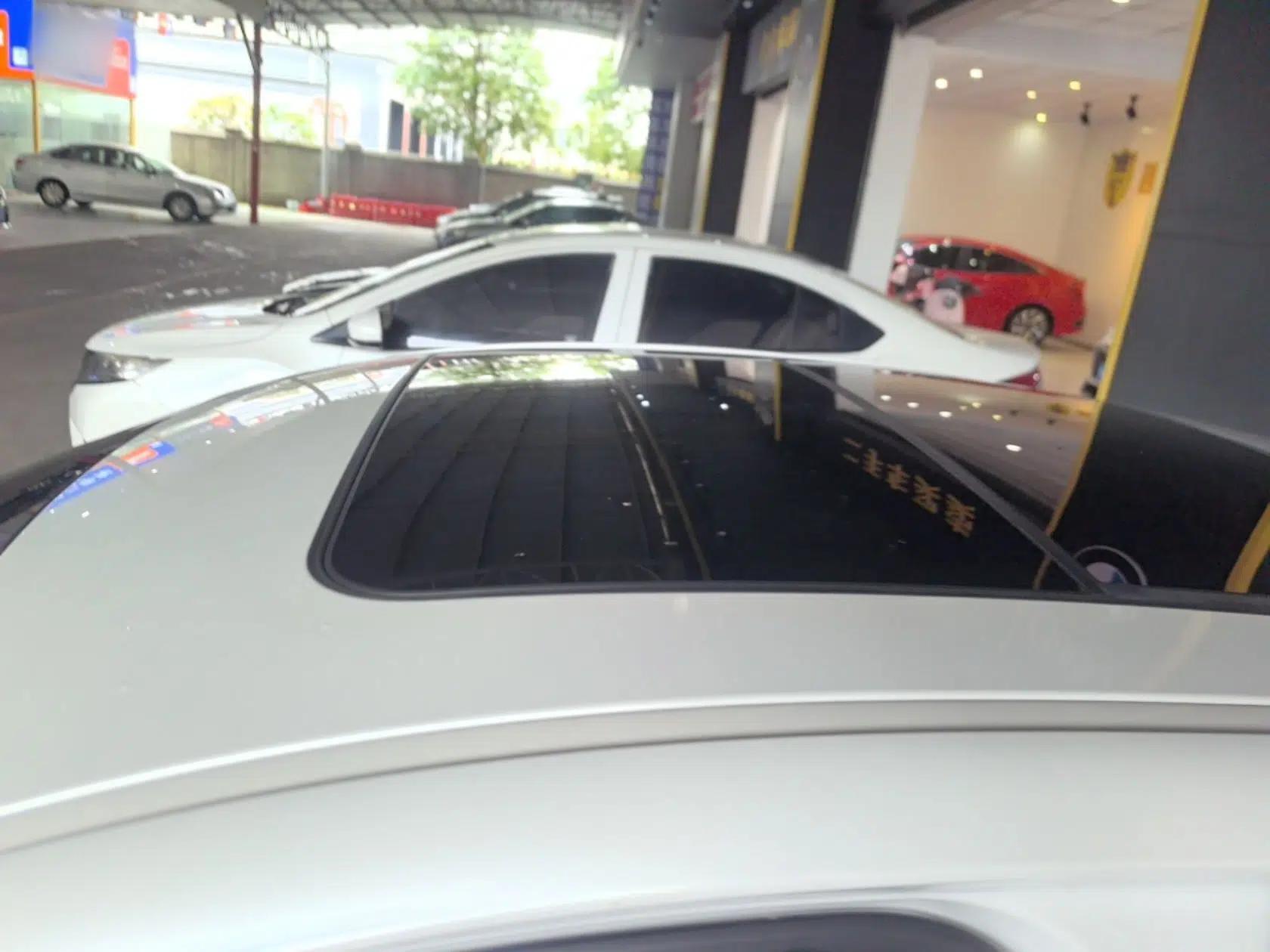 BMW 1 Series 2020 120i M Sport Package — миниатюра 7
