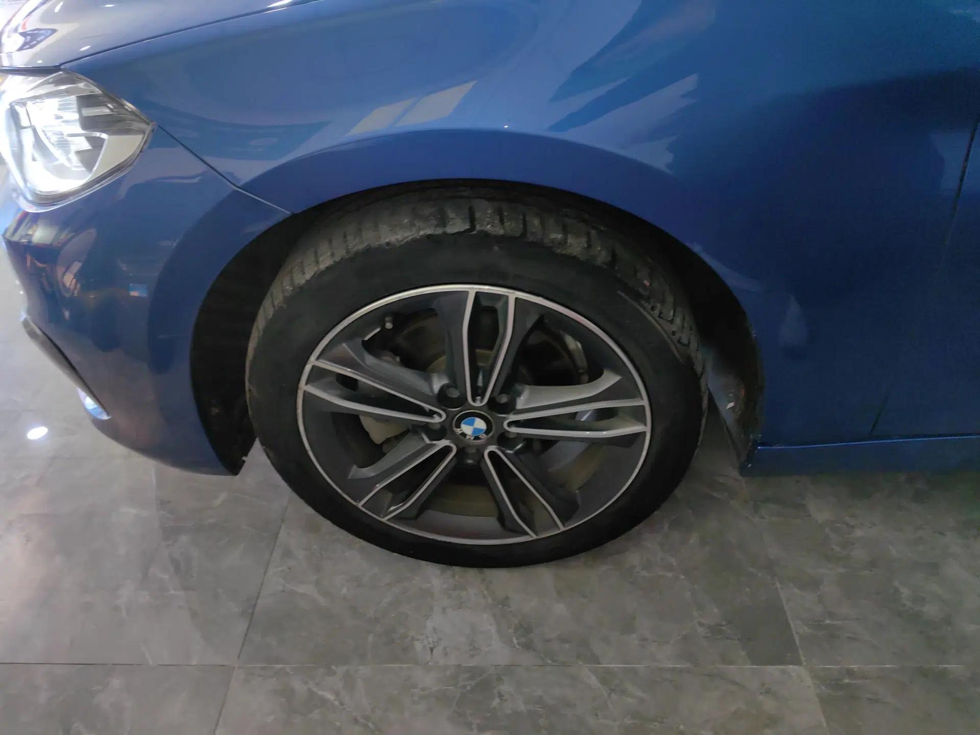 BMW 1 Series 2018 Facelifted 118i Sport Edition — миниатюра 10