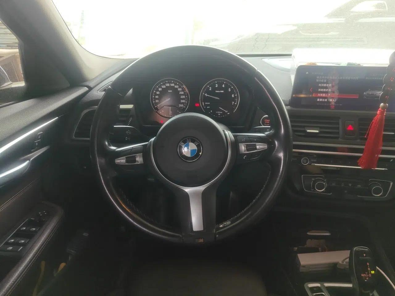 BMW 1 Series 2020 120i M Sport Package — миниатюра 10