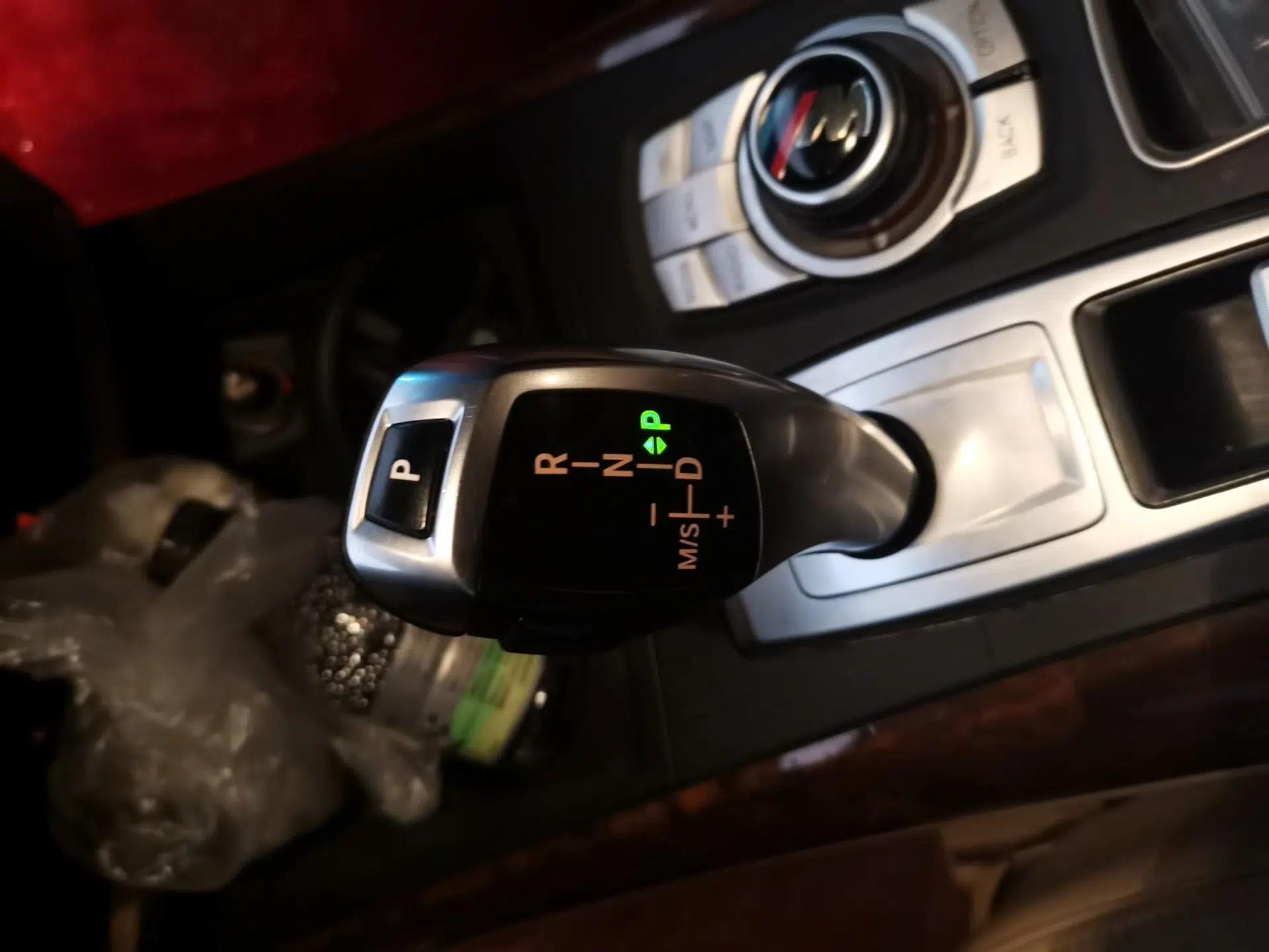 BMW X5 2011 xDrive35i Leading Model — миниатюра 14