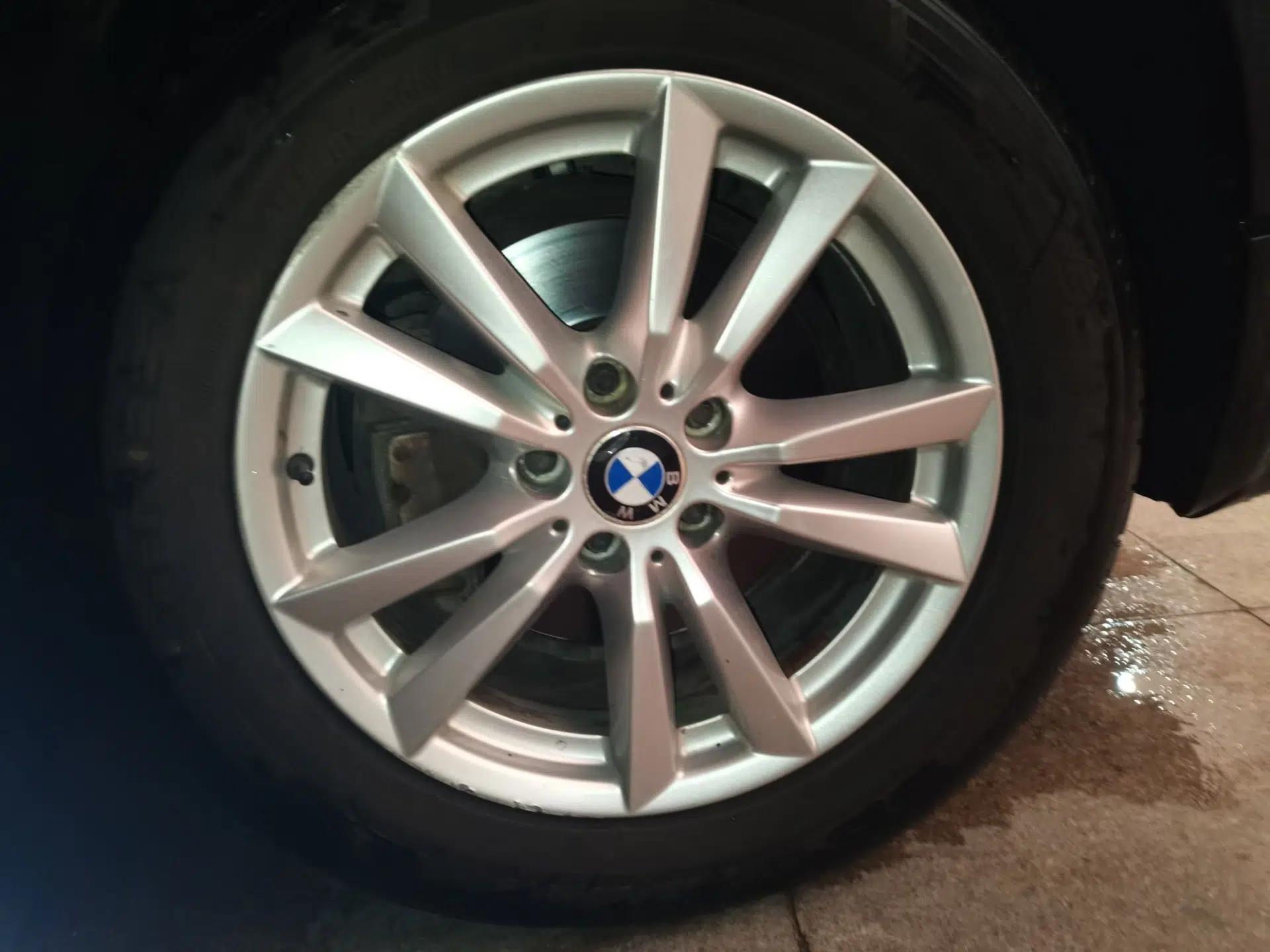 BMW X5 2011 xDrive35i Leading Model — миниатюра 8