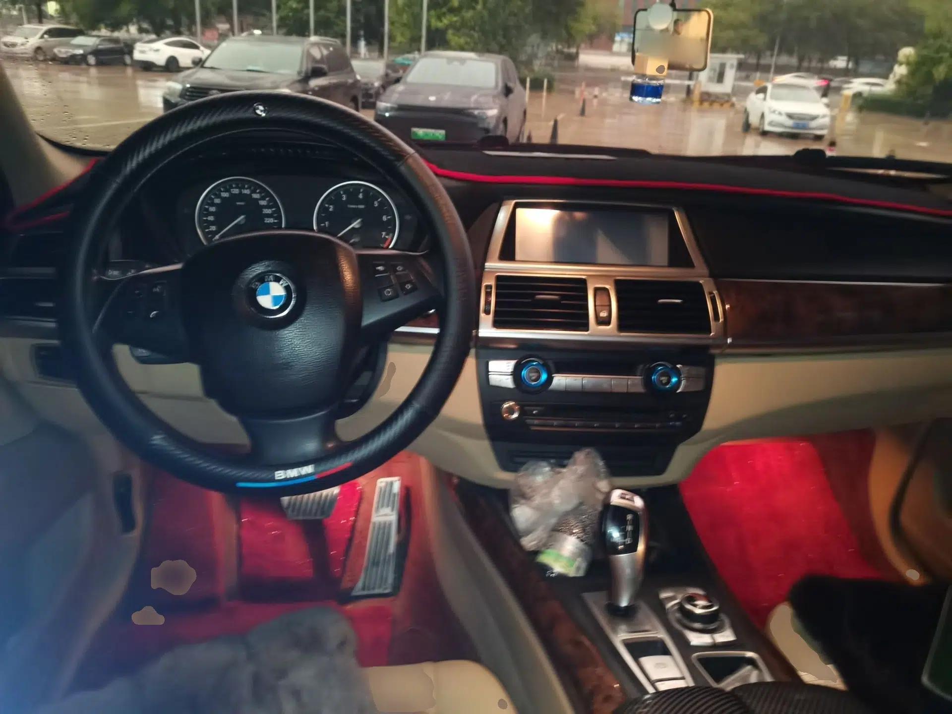 BMW X5 2011 xDrive35i Leading Model — миниатюра 9