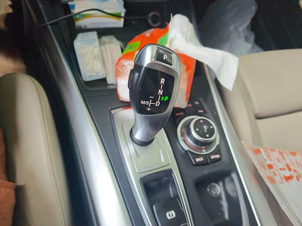 BMW X5 2011 xDrive35i M Sport model — миниатюра 14