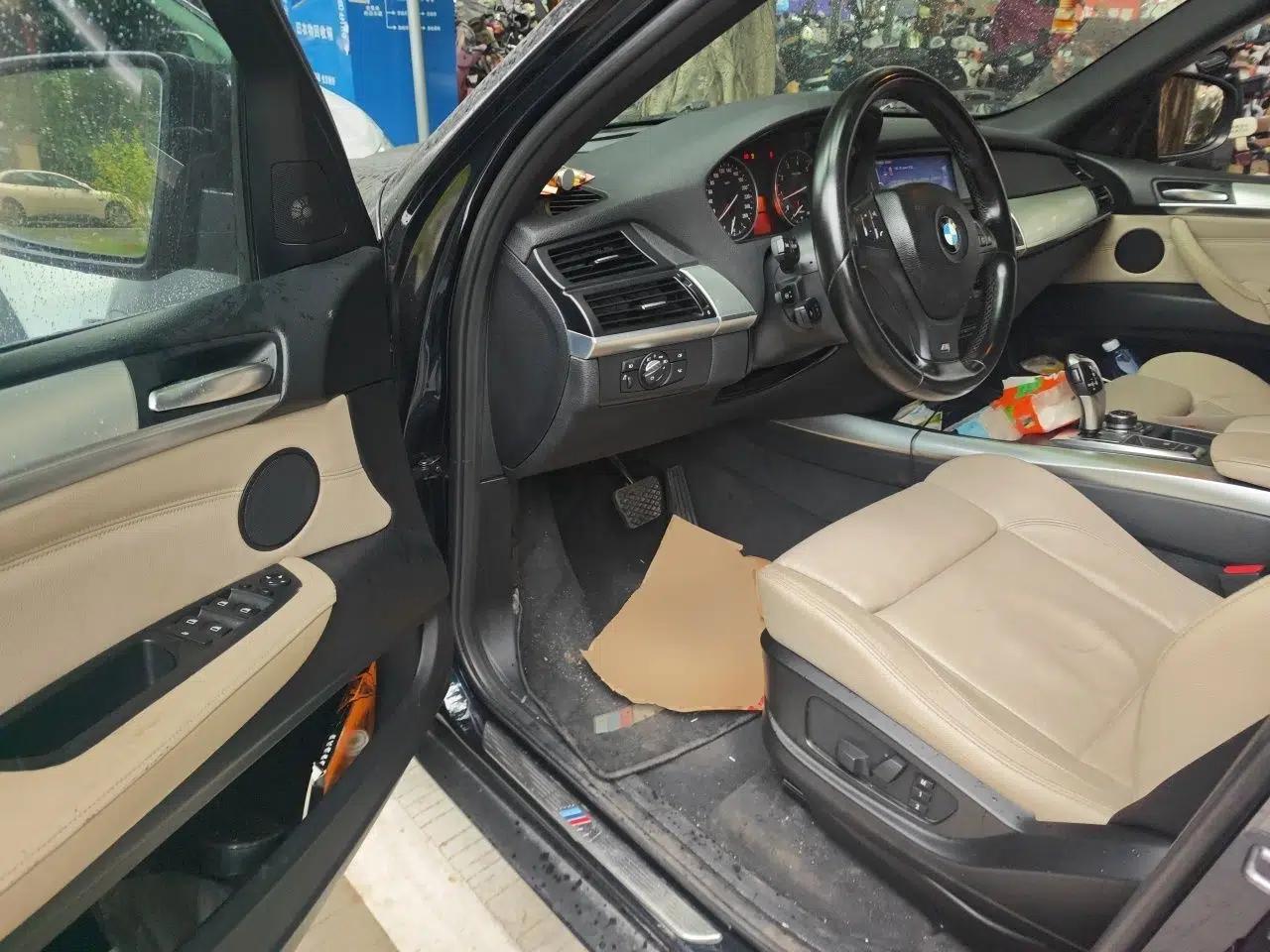 BMW X5 2011 xDrive35i M Sport model — миниатюра 16