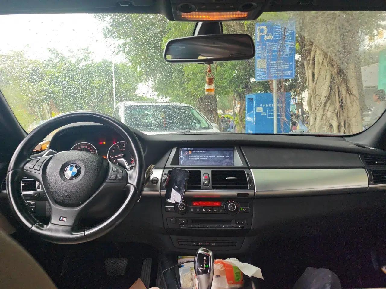 BMW X5 2011 xDrive35i M Sport model — миниатюра 18
