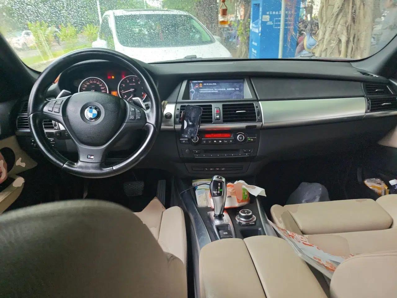 BMW X5 2011 xDrive35i M Sport model — миниатюра 9