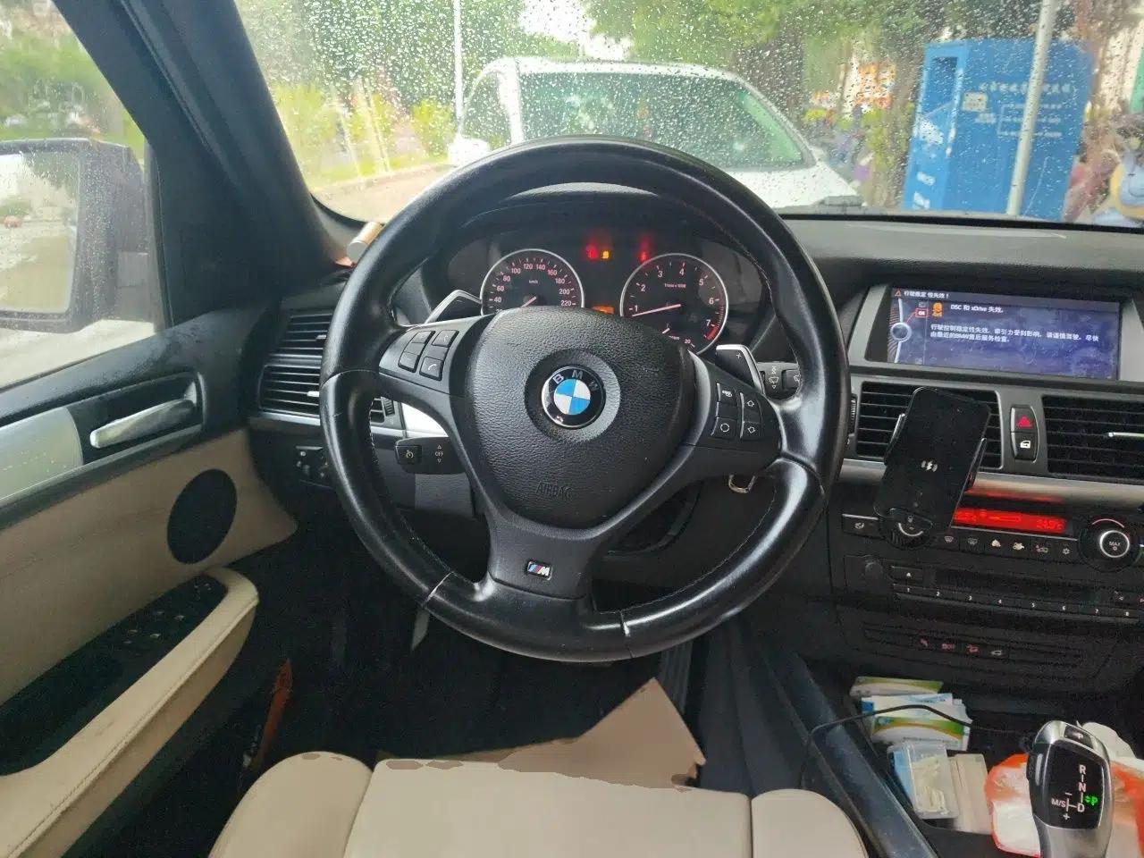 BMW X5 2011 xDrive35i M Sport model — миниатюра 10