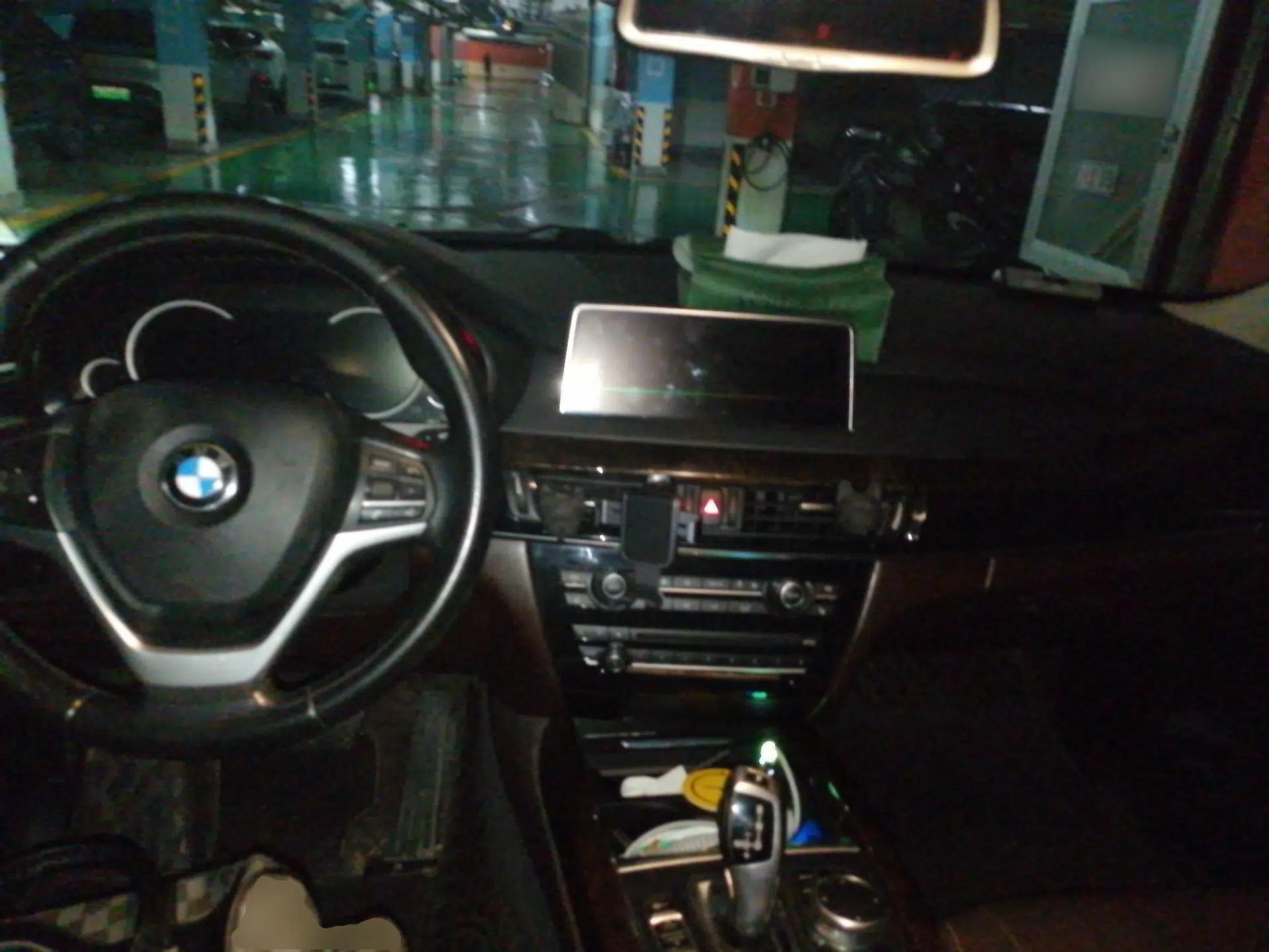 BMW X5 2017 xDrive28i — миниатюра 9