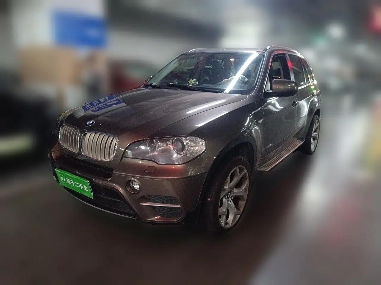 BMW X5 2011 xDrive35i Leading Model — миниатюра 1
