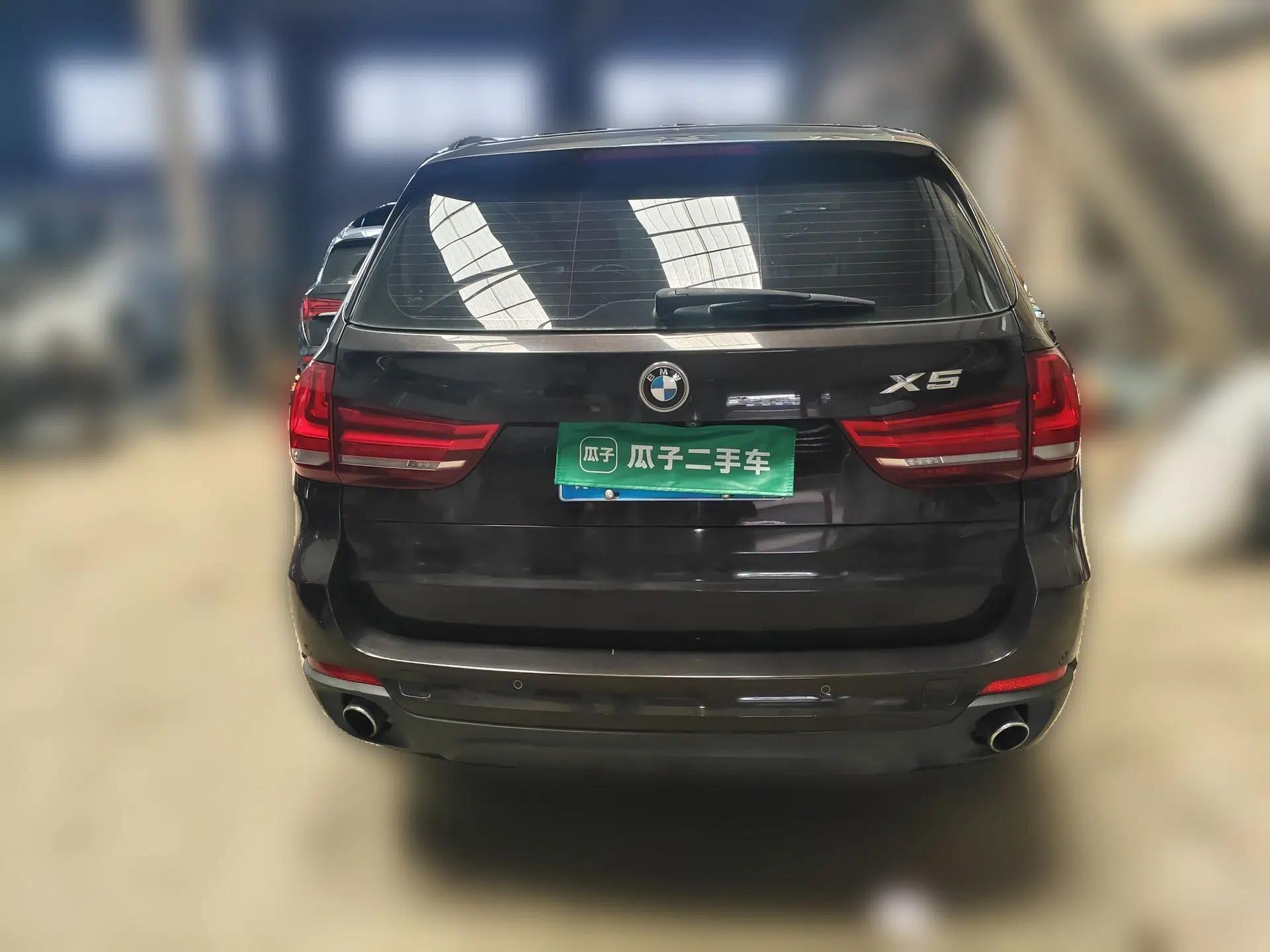 BMW X5 2015 xDrive28i — миниатюра 5