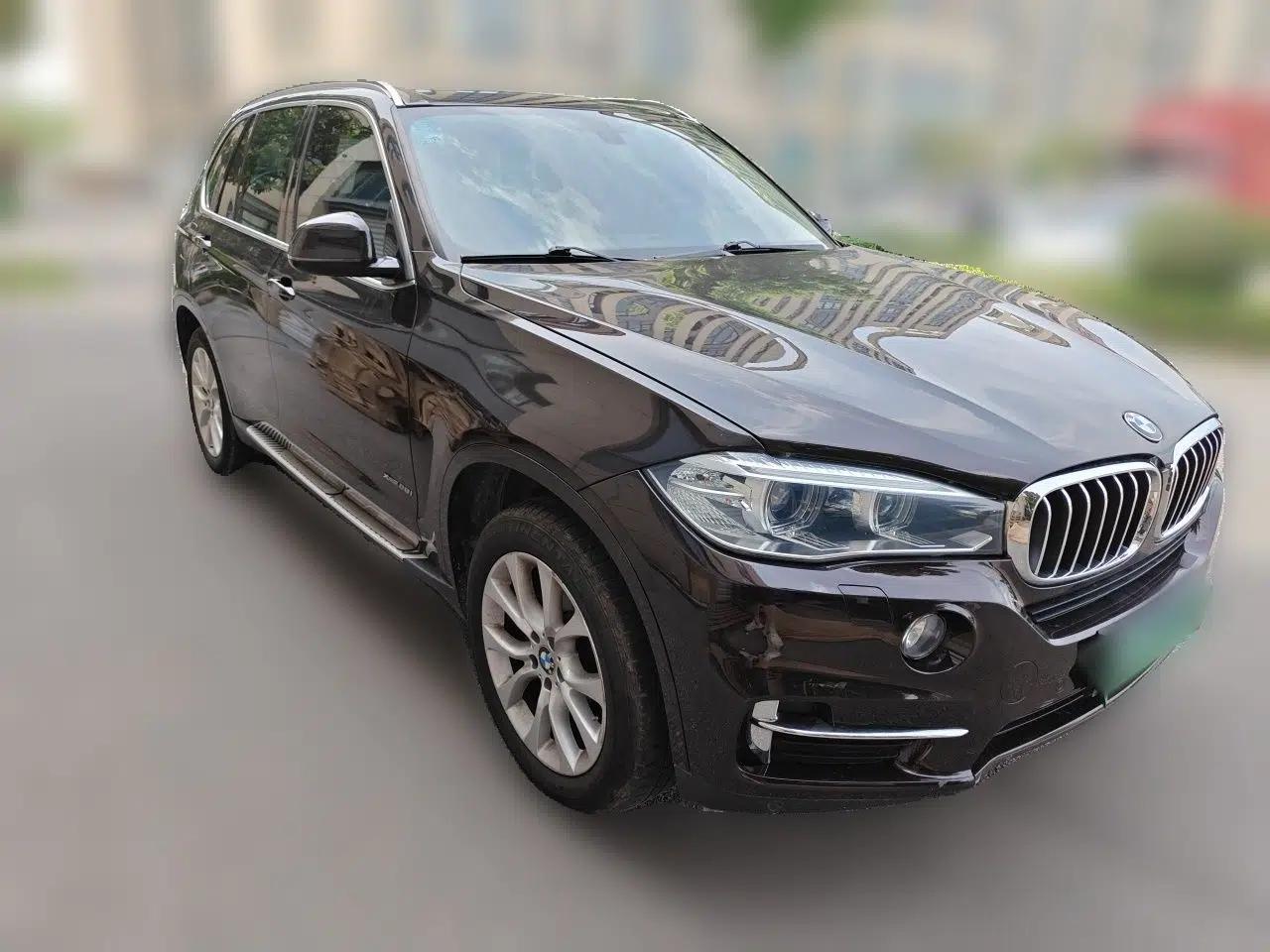 BMW X5 2018 xDrive28i — миниатюра 3