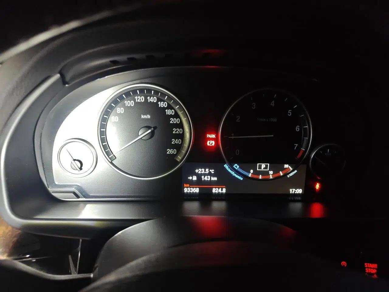 BMW X5 2017 xDrive28i — миниатюра 11