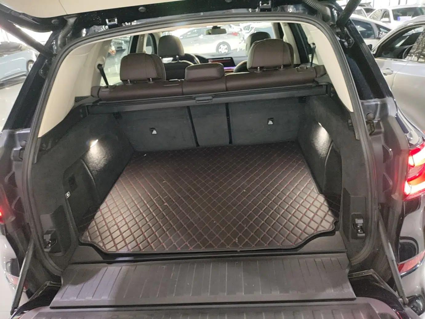 BMW X5 2022 xDrive 30Li Luxury M Sport Package — миниатюра 22